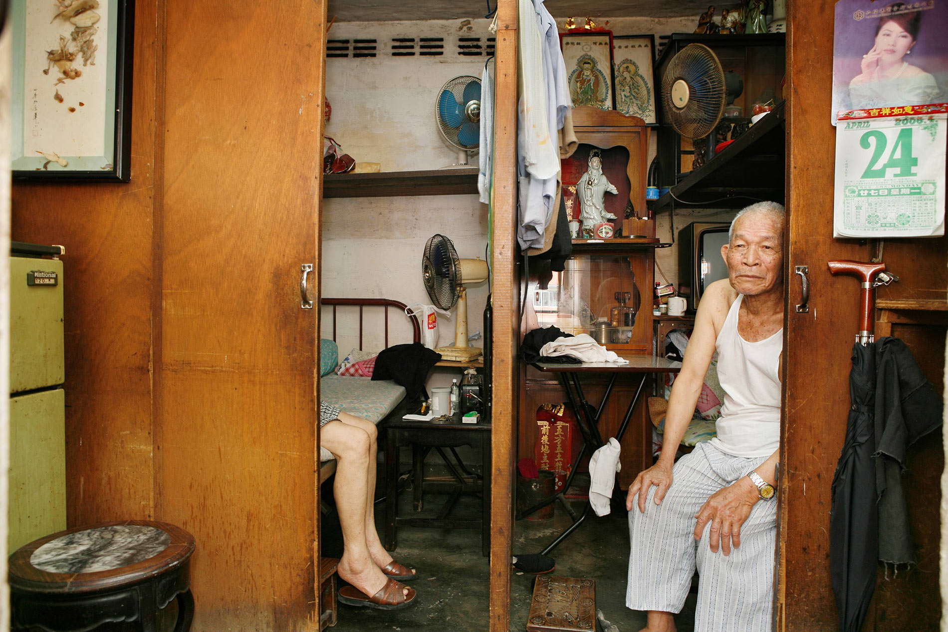 Inside the Tiny Homes of Hong Kong Residents PLAIN Magazine